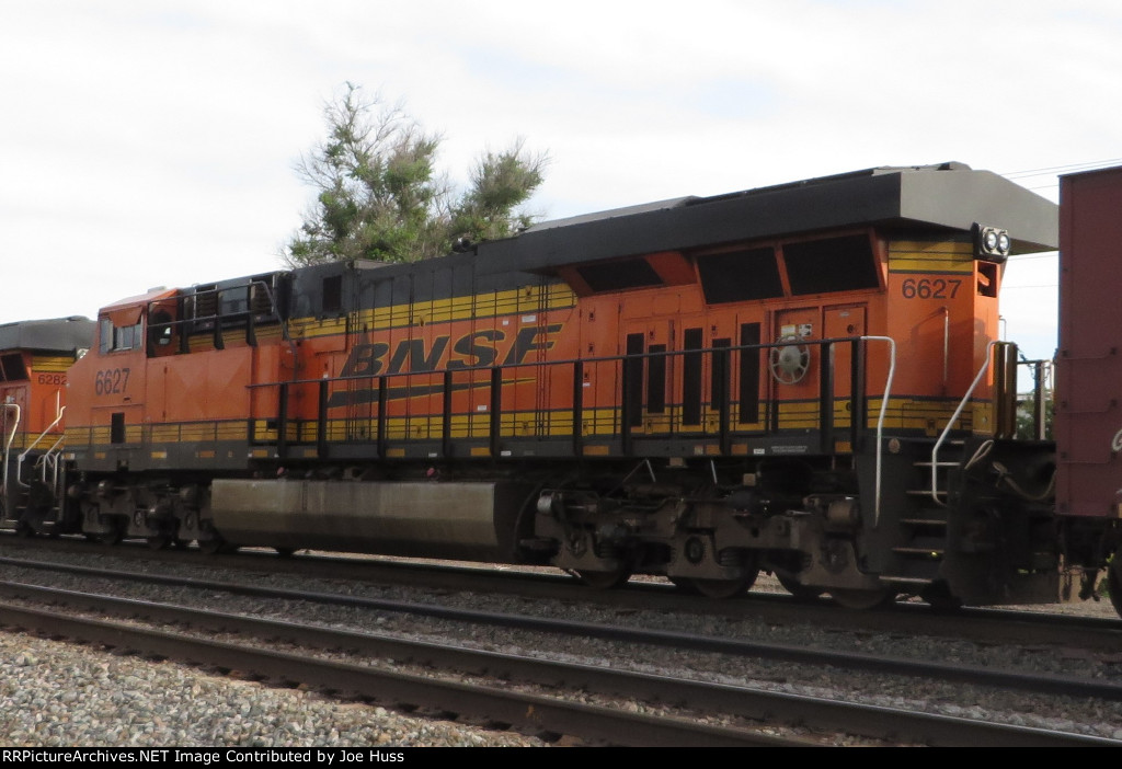 BNSF 6627